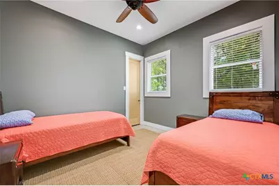 464 County Road 471, Gonzales, TX 78629 - Photo 28