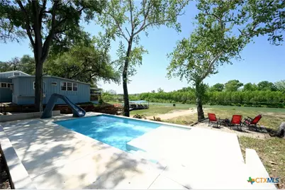464 County Road 471, Gonzales, TX 78629 - Photo 8