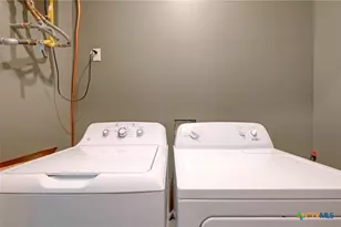 464 County Rd 471, Gonzales, TX 78629 - Photo 34