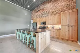 464 County Rd 471, Gonzales, TX 78629 - Photo 16