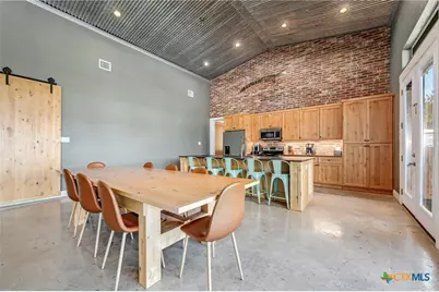 464 County Road 471, Gonzales, TX 78629 - Photo 18