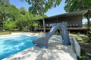 464 County Rd 471, Gonzales, TX 78629 - Photo 4