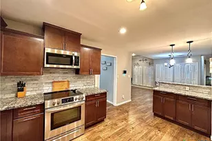 203 Chimney Rock Dr, Victoria, TX 77904 - Photo 12