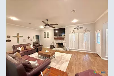 203 Chimney Rock Drive, Victoria, TX 77904 - Photo 8