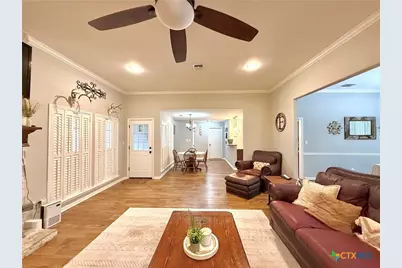 203 Chimney Rock Drive, Victoria, TX 77904 - Photo 4