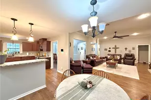 203 Chimney Rock Dr, Victoria, TX 77904 - Photo 16