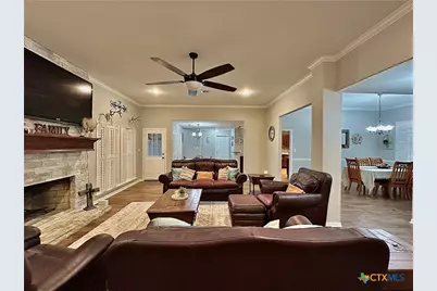 203 Chimney Rock Drive, Victoria, TX 77904 - Photo 8