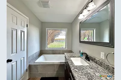 203 Chimney Rock Drive, Victoria, TX 77904 - Photo 36