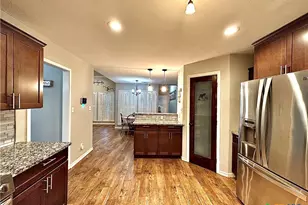 203 Chimney Rock Dr, Victoria, TX 77904 - Photo 10