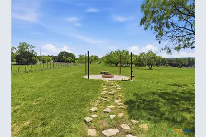 570 Pr 42103, Evant, TX 76525 - Photo 4