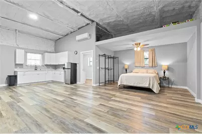 570 Pr 42103, Evant, TX 76525 - Photo 1