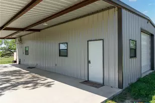 570 Pr 42103, Evant, TX 76525 - Photo 10