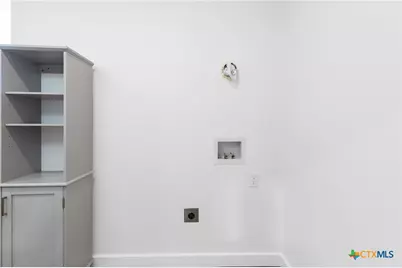 570 Pr 42103, Evant, TX 76525 - Photo 20