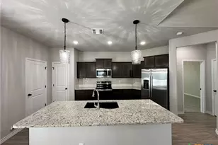 2598 Settlers Oak Dr, Belton, TX 76513 - Photo 2