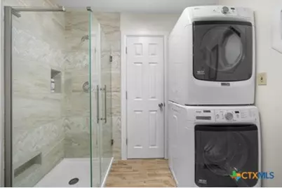 25420 Cove Drive, Spicewood, TX 78669 - Photo 4