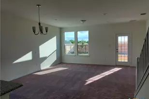 4005 Woodside Dr, Seguin, TX 78155 - Photo 8