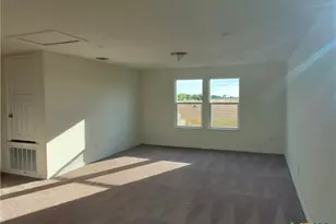 4005 Woodside Dr, Seguin, TX 78155 - Photo 20