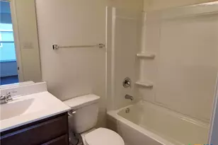 4001 Woodside Rd Dr, Seguin, TX 78155 - Photo 20