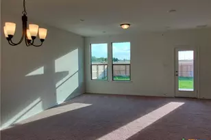 4001 Woodside Rd Dr, Seguin, TX 78155 - Photo 4