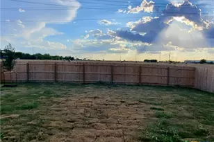 4001 Woodside Rd Dr, Seguin, TX 78155 - Photo 24