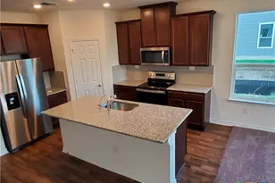 4001 Woodside Rd Dr, Seguin, TX 78155 - Photo 8