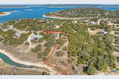 995 Five Oaks Circle, Canyon Lake, TX 78133 - Photo 4