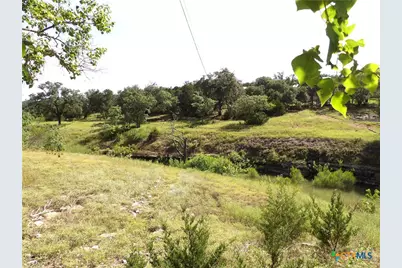 995 Five Oaks Circle, Canyon Lake, TX 78133 - Photo 8