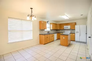 4902 Slate Ct, Killeen, TX 76542 - Photo 10