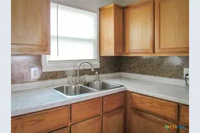 401 Veterans Avenue, Copperas Cove, TX 76522 - Photo 8