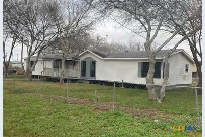 76 College, Placedo, TX 77977 - Photo 2