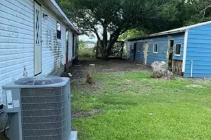 76 College, Placedo, TX 77977 - Photo 12