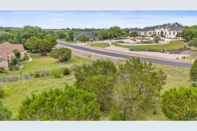 2542 Black Bear Drive, New Braunfels, TX 78132 - Photo 10