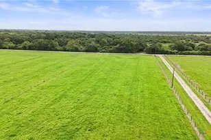 778 Co Rd 123, Edna, TX 77957 - Photo 44