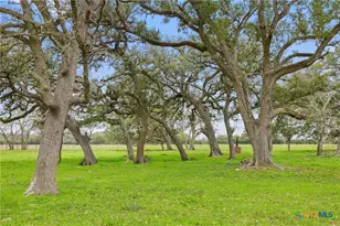 778 Co Rd 123, Edna, TX 77957 - Photo 32