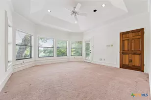 640 Woodlake Dr, Mcqueeney, TX 78123 - Photo 30