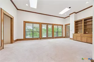 640 Woodlake Dr, Mcqueeney, TX 78123 - Photo 30