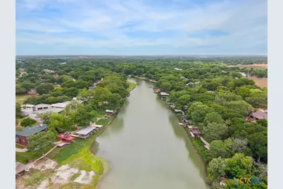 640 Woodlake Drive, Mcqueeney, TX 78123 - Photo 4