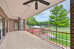 640 Woodlake Dr, Mcqueeney, TX 78123 - Photo 40