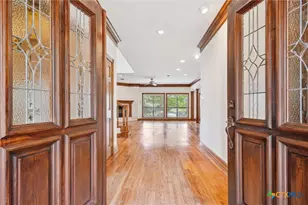 640 Woodlake Dr, Mcqueeney, TX 78123 - Photo 8