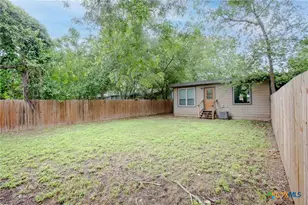 1017/1019 Haynes St, San Marcos, TX 78666 - Photo 26