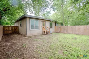 1017/1019 Haynes St, San Marcos, TX 78666 - Photo 28