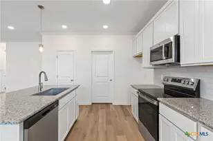 7806 Timber Holw Ln, Temple, TX 76502 - Photo 12