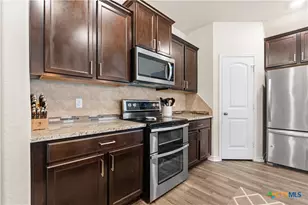 6197 Lavaca Dr, Belton, TX 76513 - Photo 8