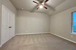 1105 W Bayshore Dr, Palacios, TX 77465 - Photo 22