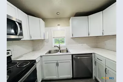 706 Golf Course Road, Gatesville, TX 76528 - Photo 6