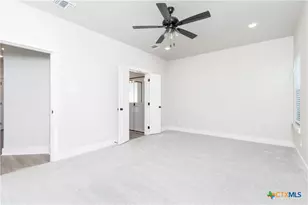 1974 Rosson St, Nolanville, TX 76559 - Photo 32