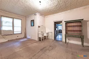 204 Ave F, Shiner, TX 77984 - Photo 18