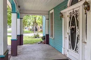 204 Ave F, Shiner, TX 77984 - Photo 4