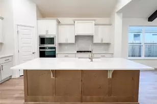 114 Raindance Ct, Victoria, TX 77904 - Photo 12