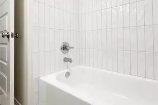 114 Raindance Ct, Victoria, TX 77904 - Photo 24